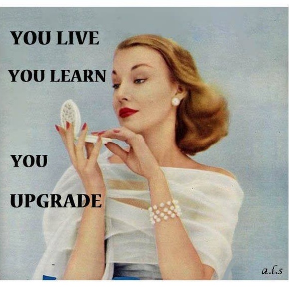 Cosmetics? Dresses? Shoes? Fabulous things? Yes! - Picture 3 of 7